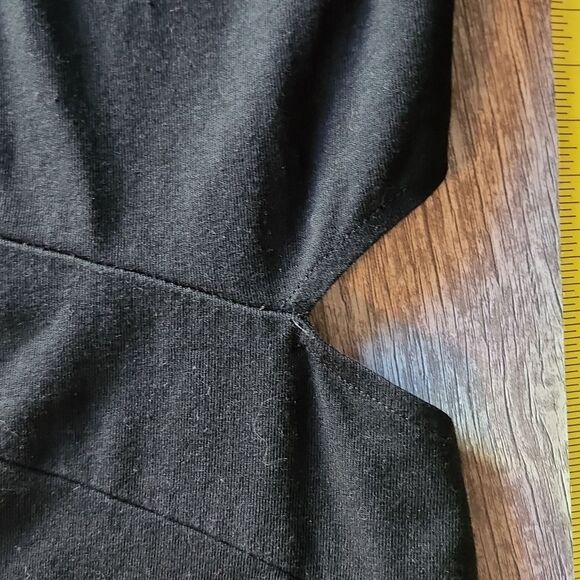Express 3/4 Sleeve Cutout Top - Picture 6 of 7